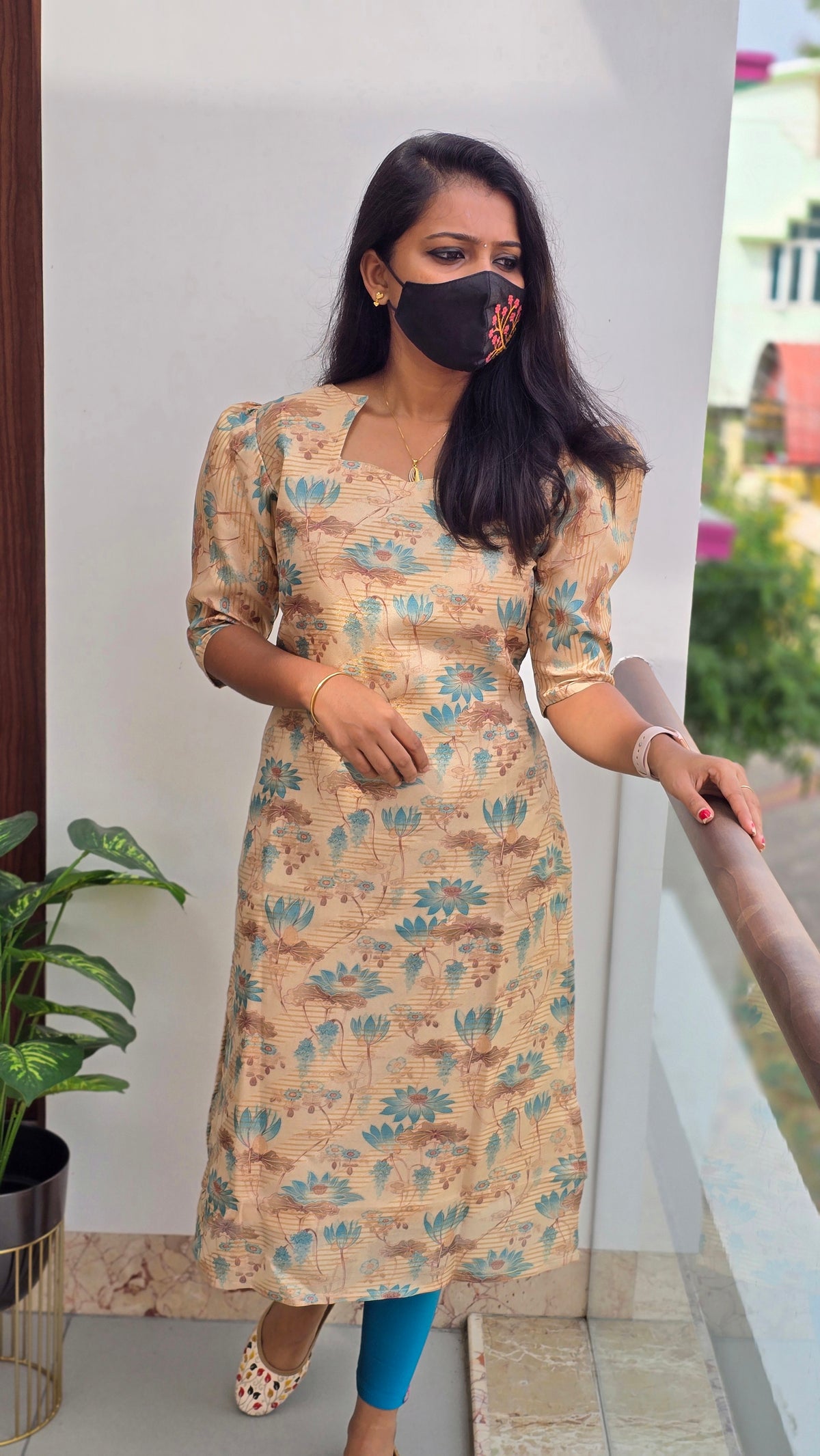 Lush Bloom floral kurti (3243)(c)
