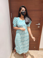 Ikkat Cotton Kurti (4827)(c)