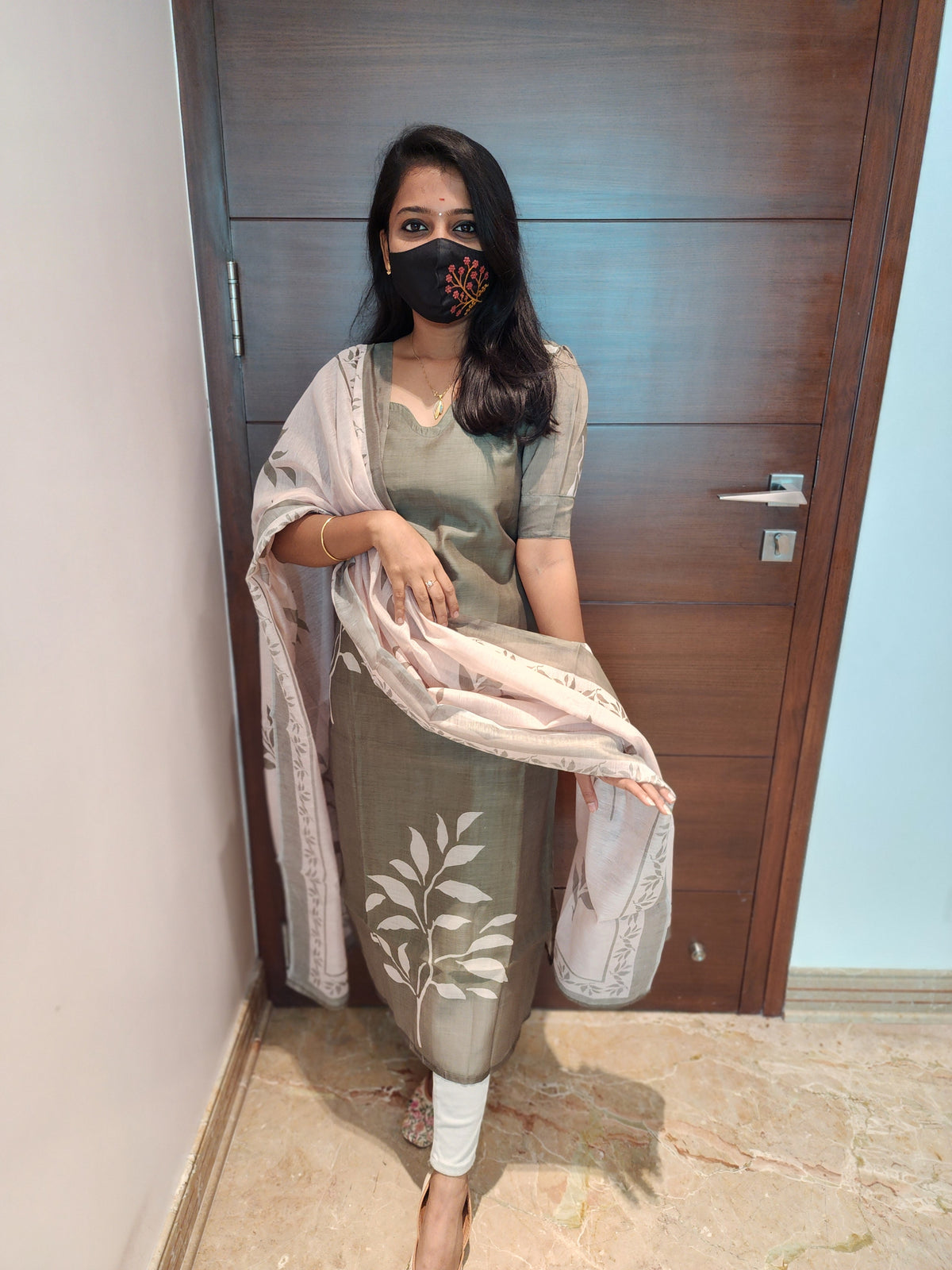 Salwar Set (kurti+Dupatta) (5667)