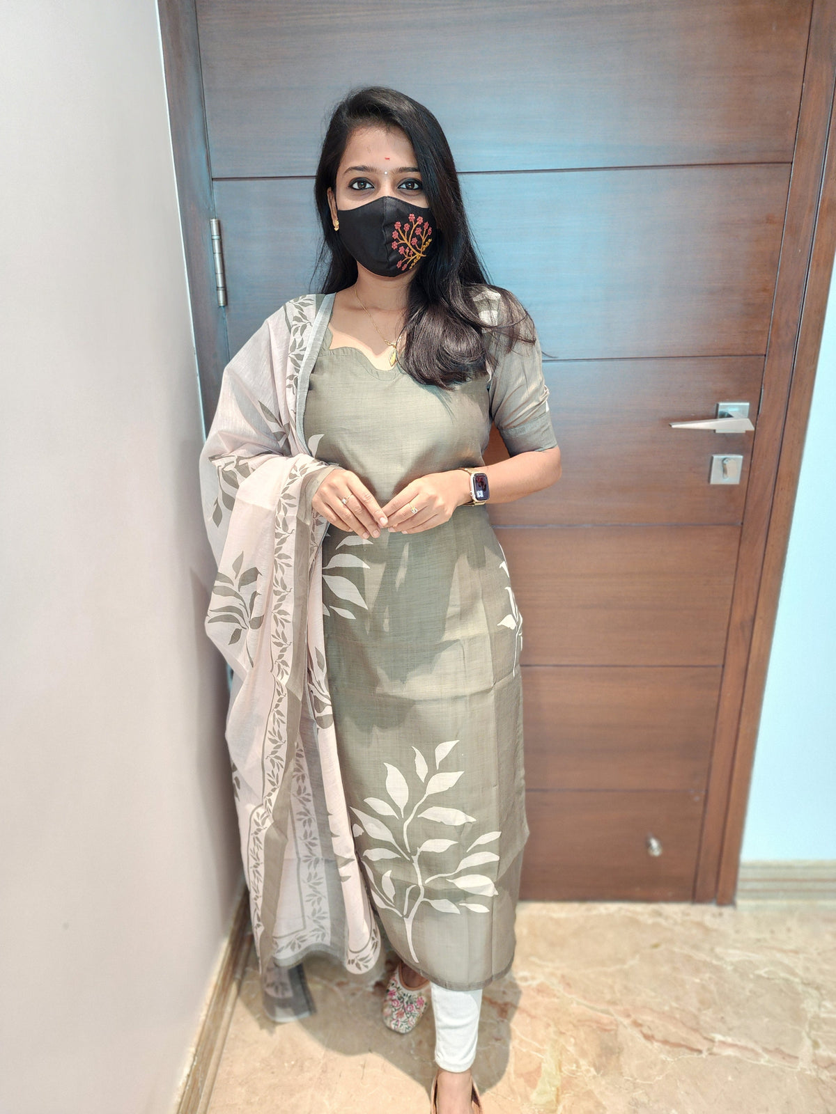 Salwar Set (kurti+Dupatta) (5667)