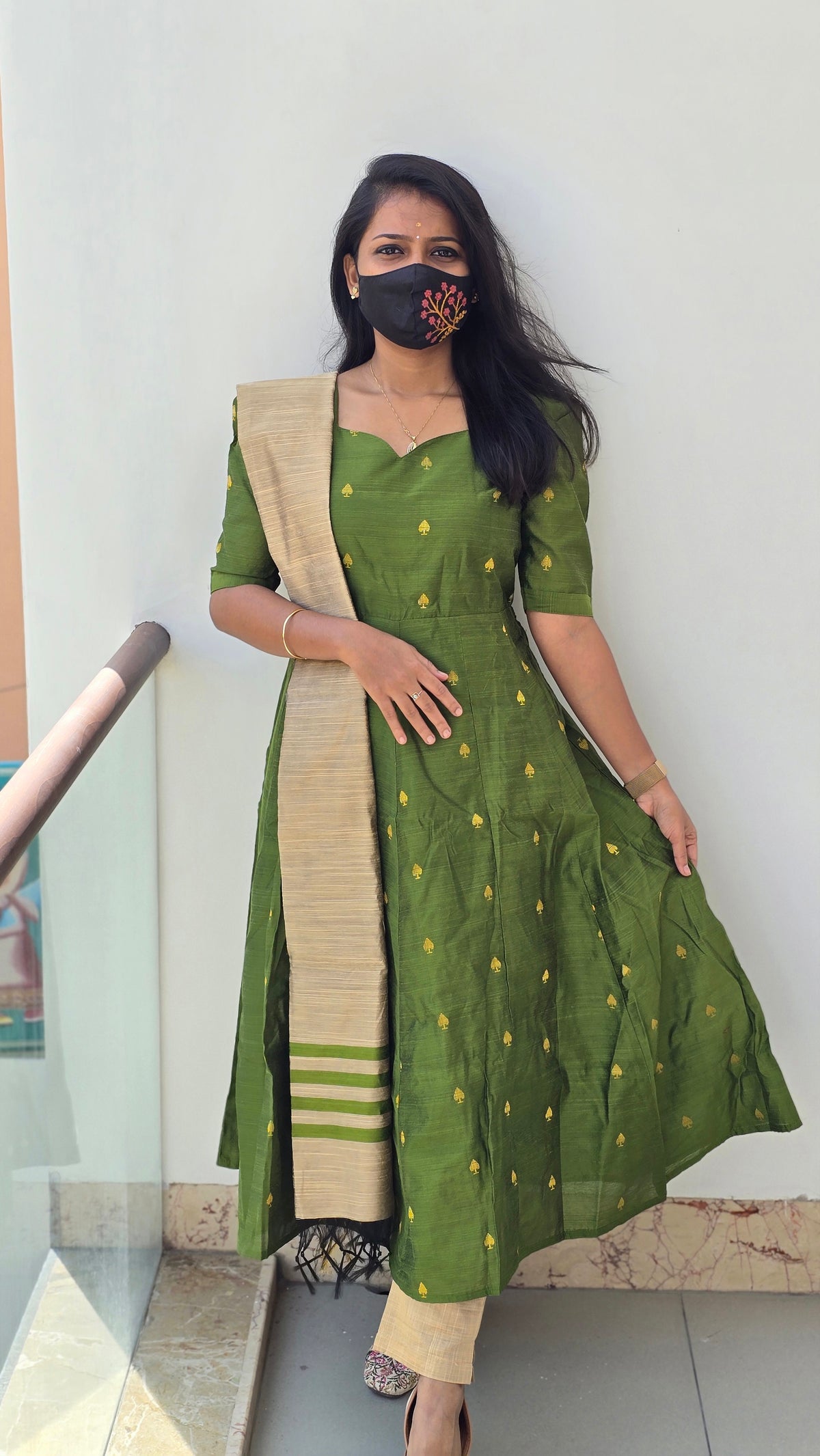 Anarkali Salwar Set (5896)c