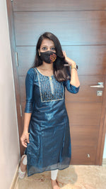 Party wear (7078)