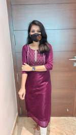 Party wear (7077)