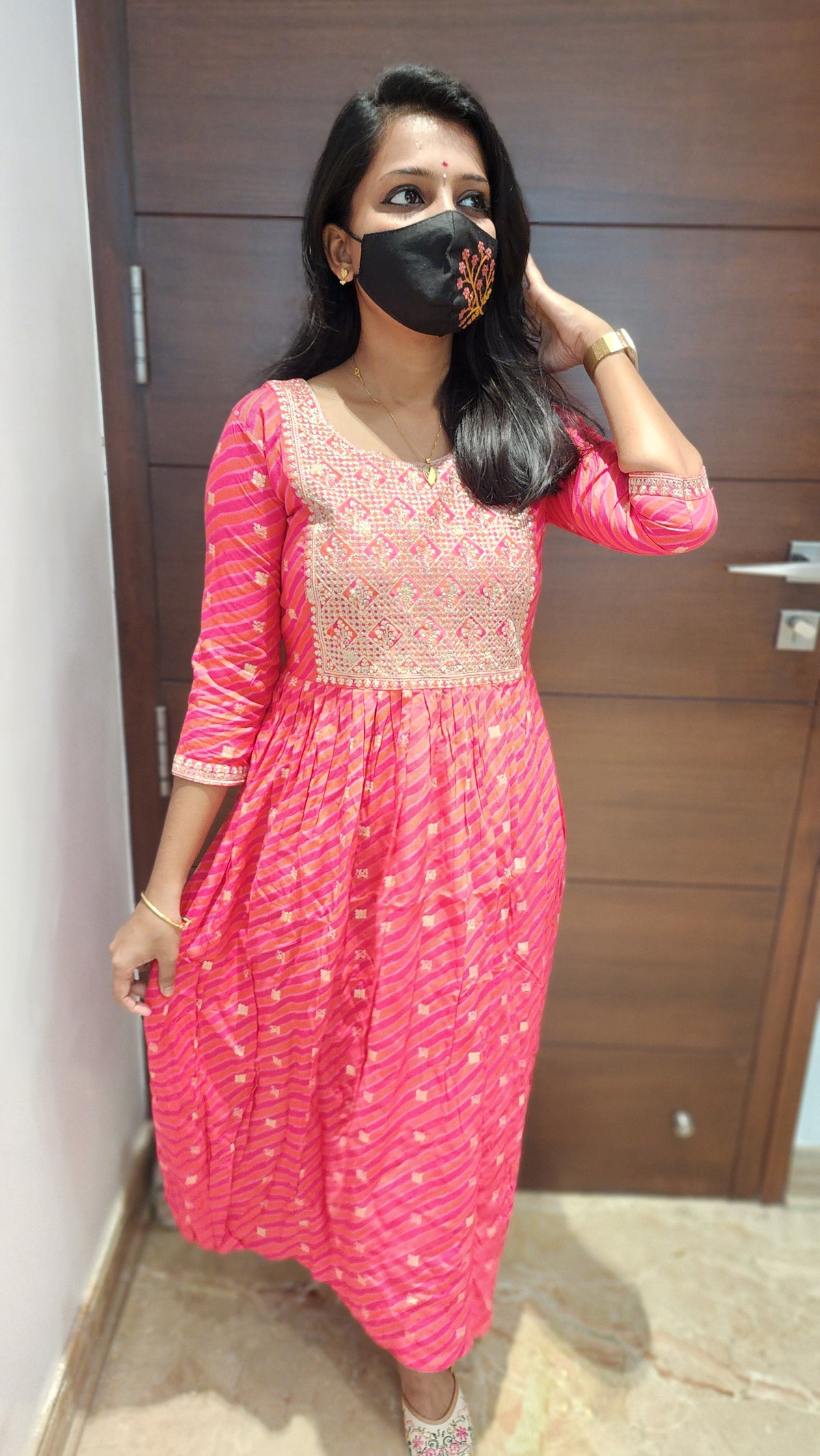 Nyra Cut Kurti (7116)