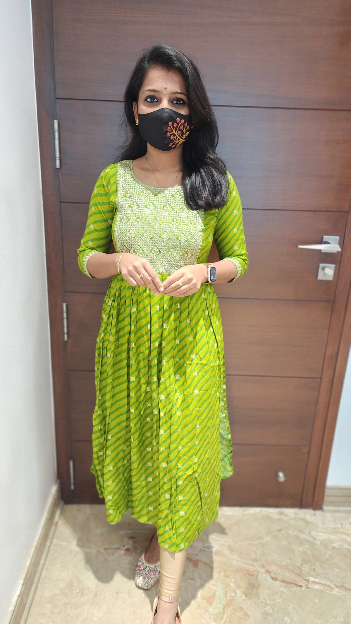 Nyra Cut Kurti (7117)