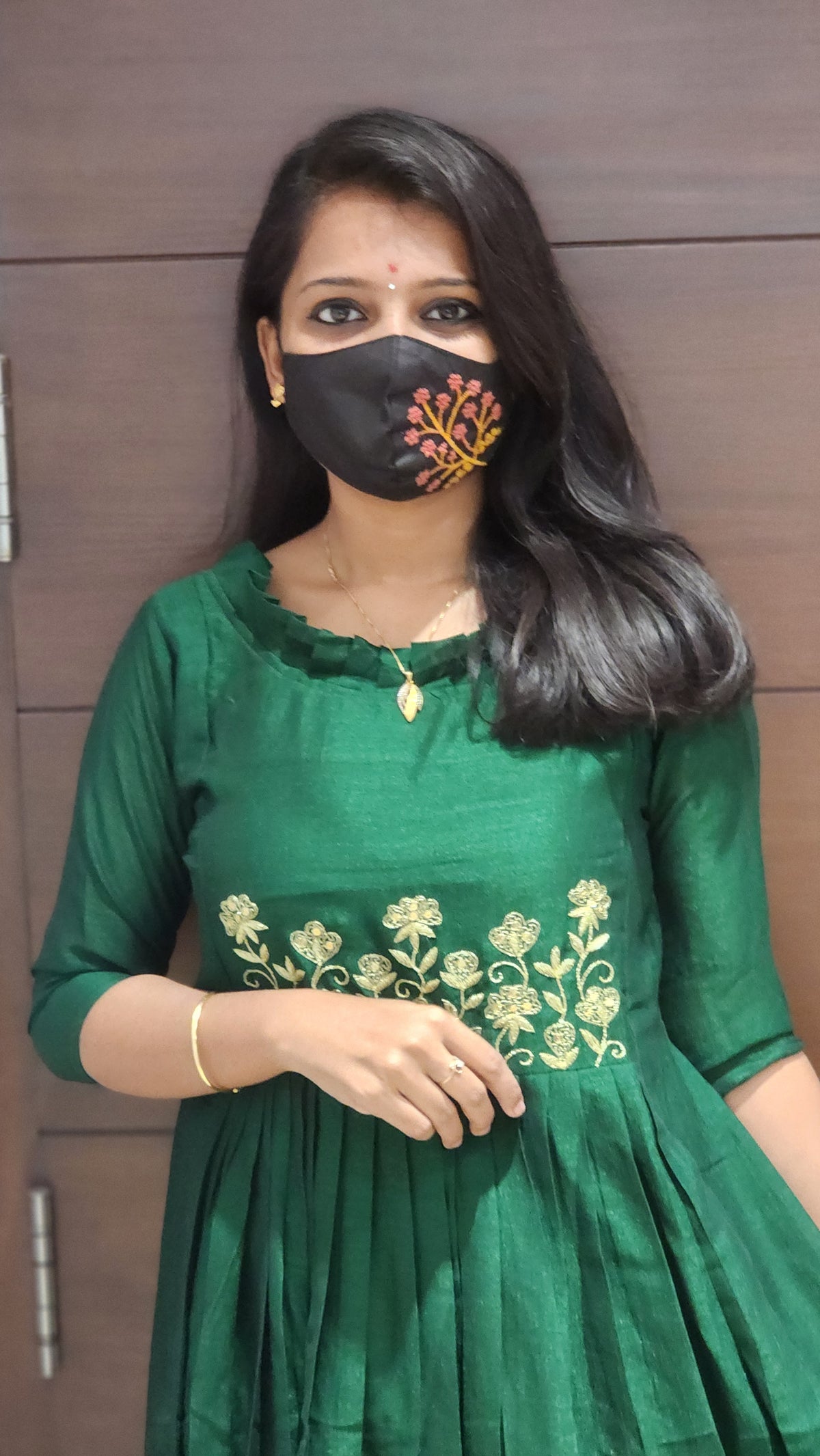 Party wear (7123)