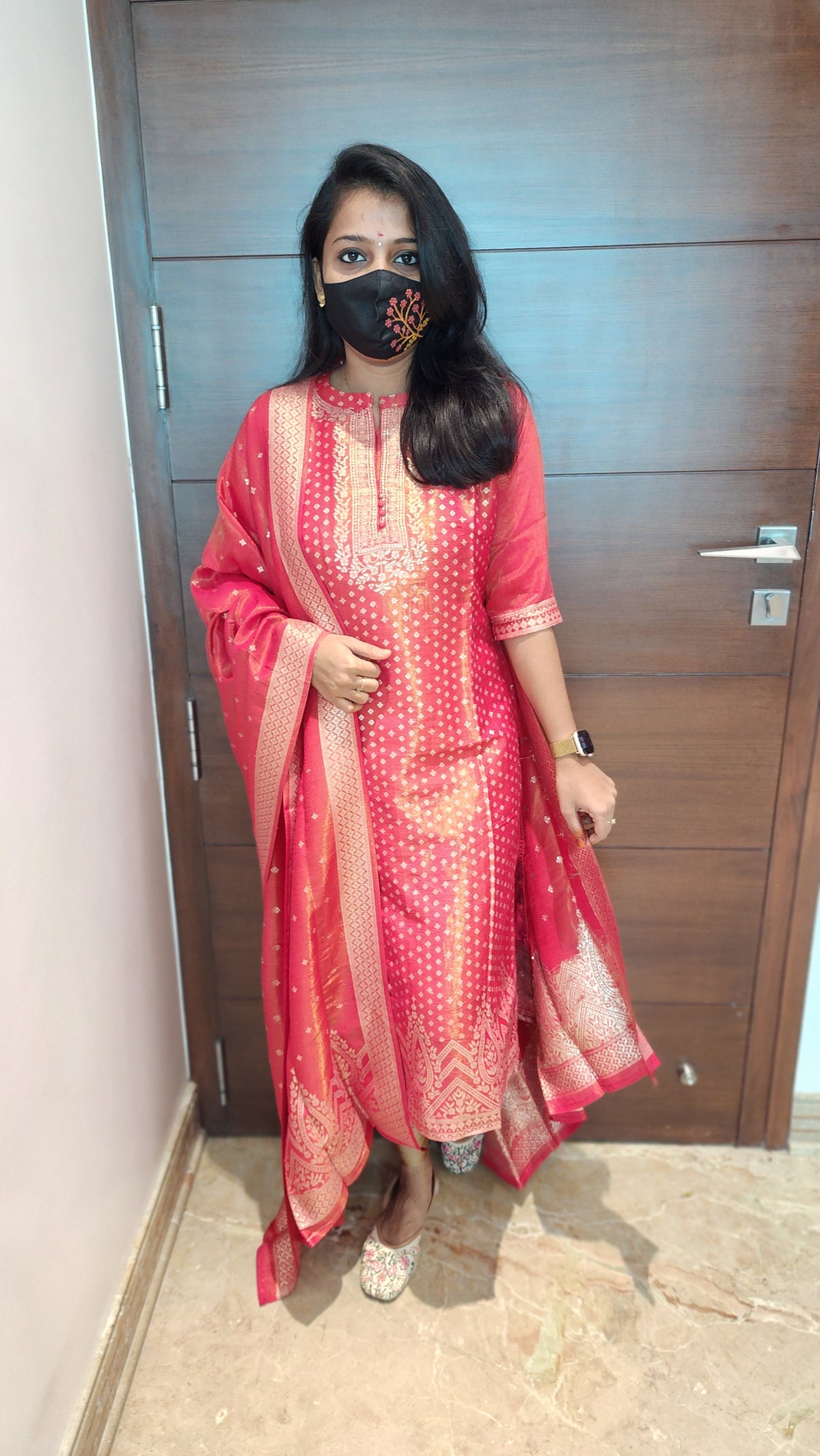 Ethnic Salwar Set (Kurti+Dupatta)(7500)