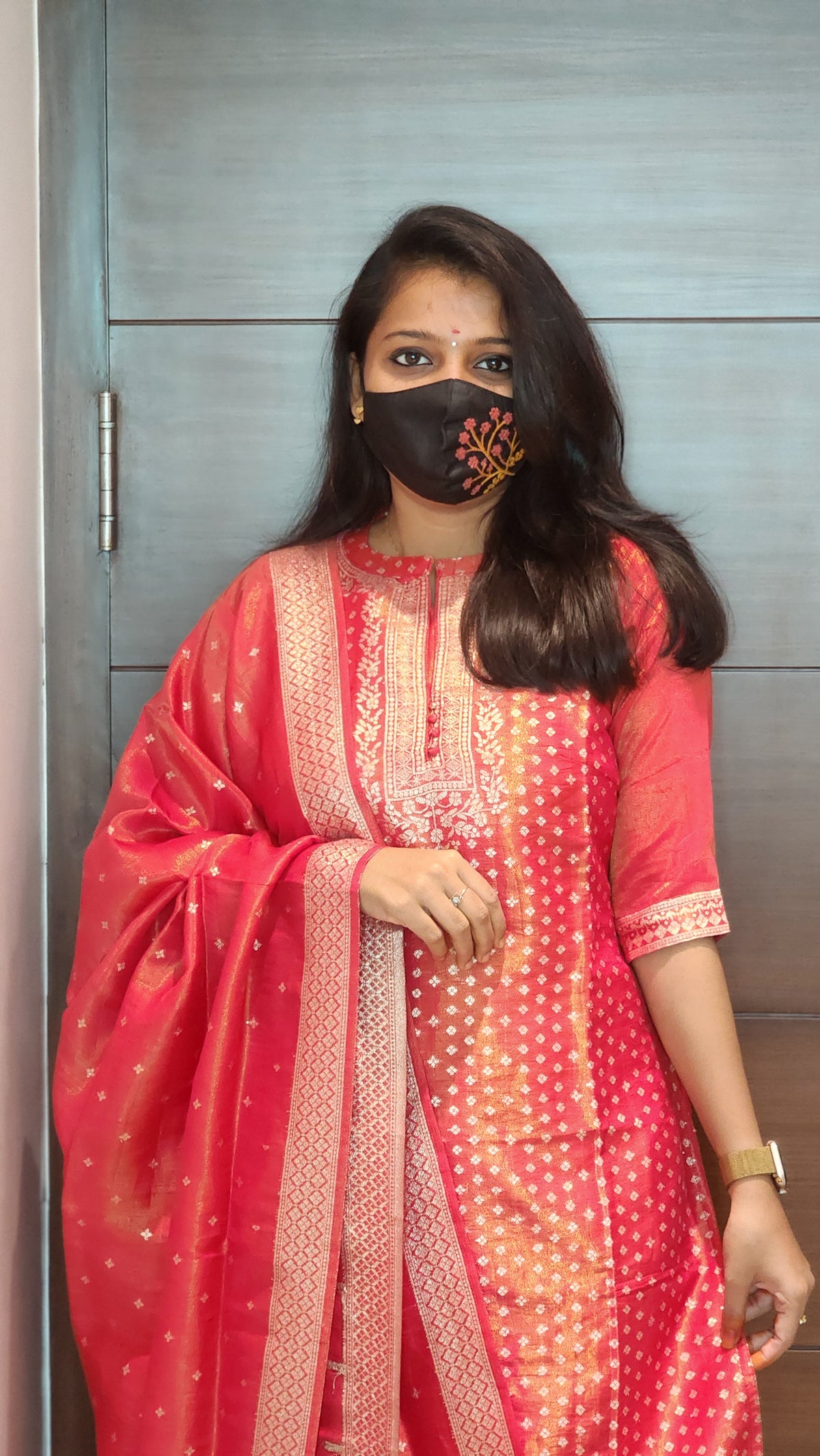 Ethnic Salwar Set (Kurti+Dupatta)(7500)