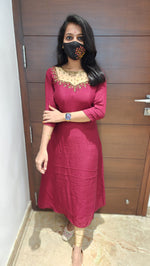 Ethnic Festive Wear -Jewel Neck Kurti (7696)