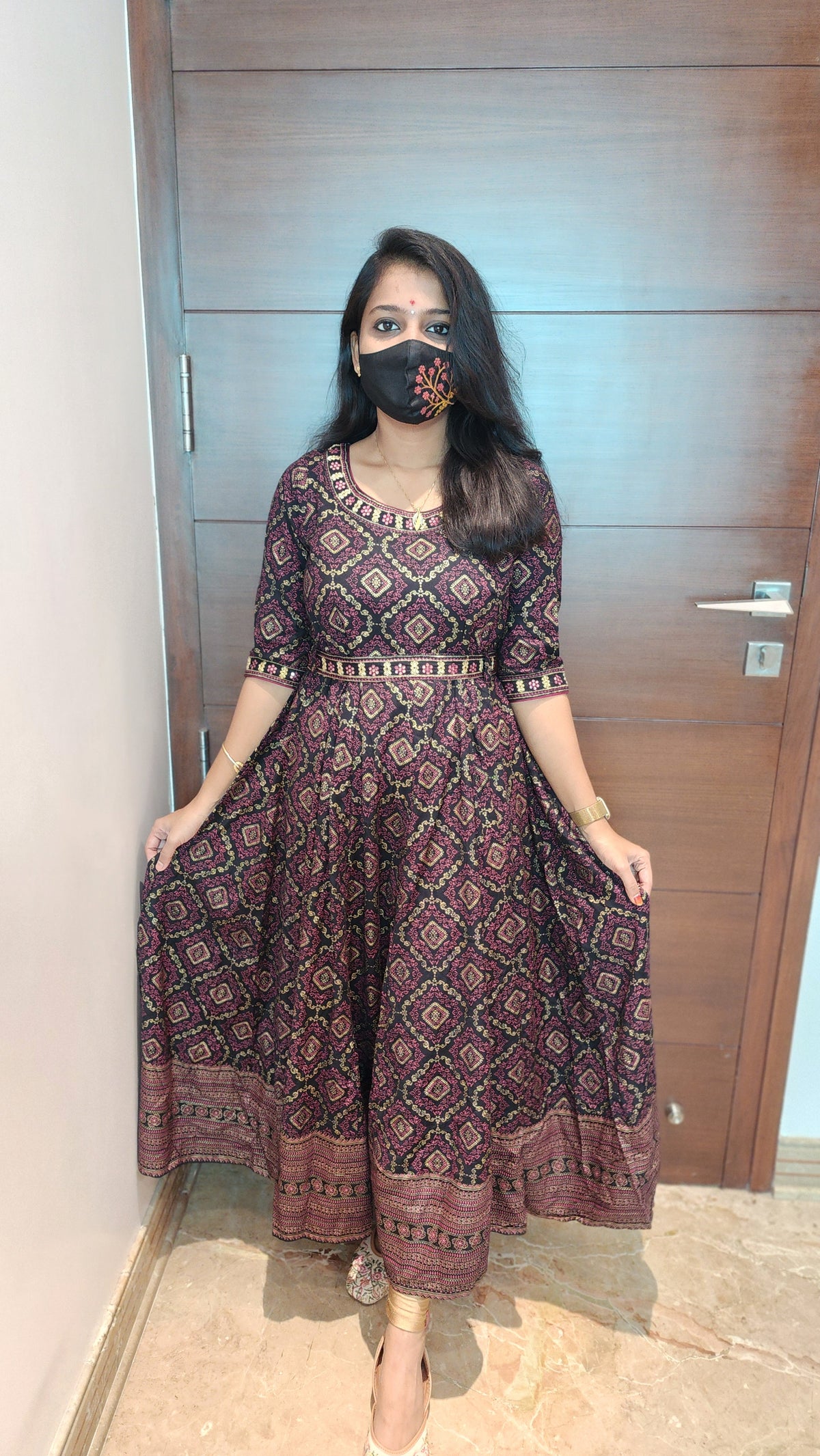 Anarkali kurti+hip belt (7802)