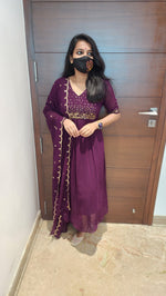 Ethnic Salwar Set (8204)c