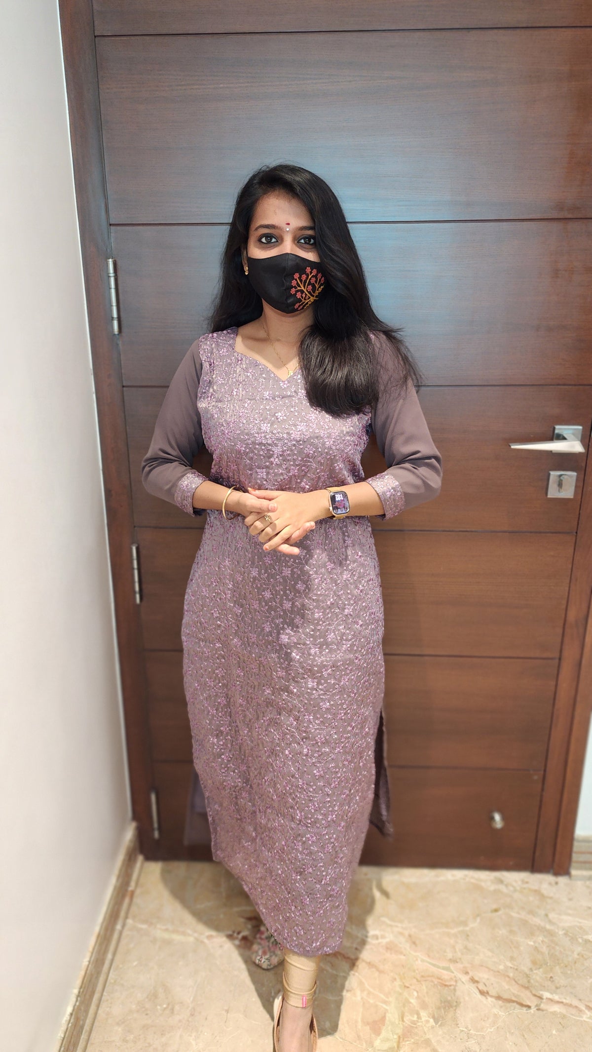 Embroidery kurti (8217)