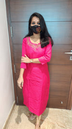 Ethnic Wear Kurti (8213)