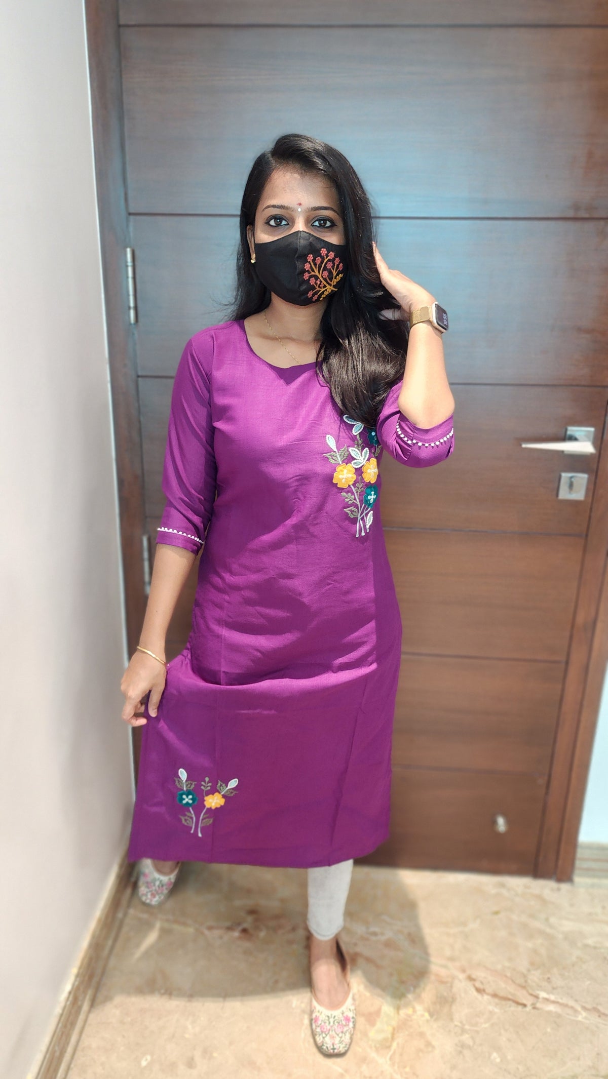 Hand embroidery kurti - Flower Theme(8319)