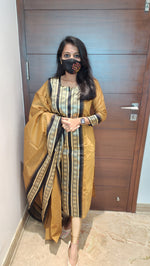 Salwar Set (kurti+Dupatta) (8393)