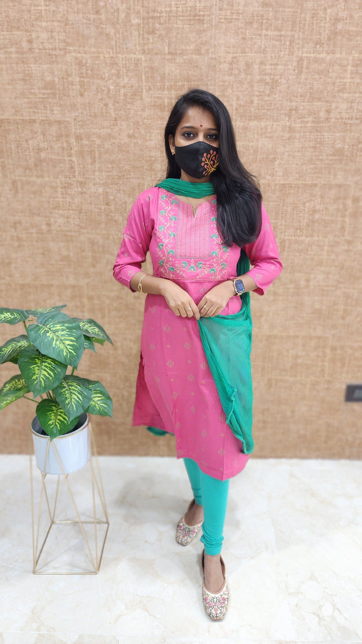 Office Wear - Embroidery (9318)