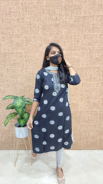 Office Wear - Embroidery (9384)