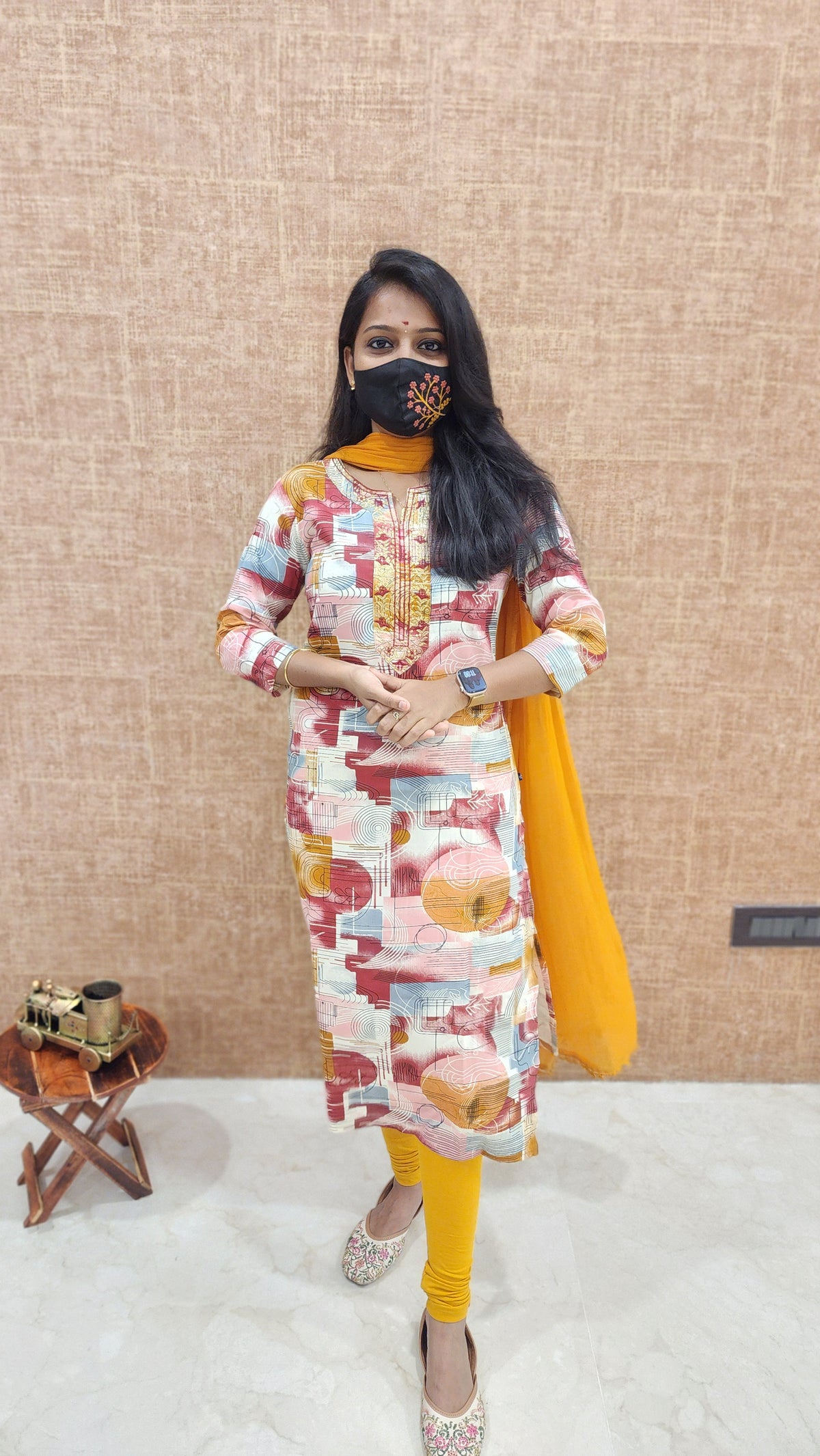 Office Wear - Embroidery (9526)