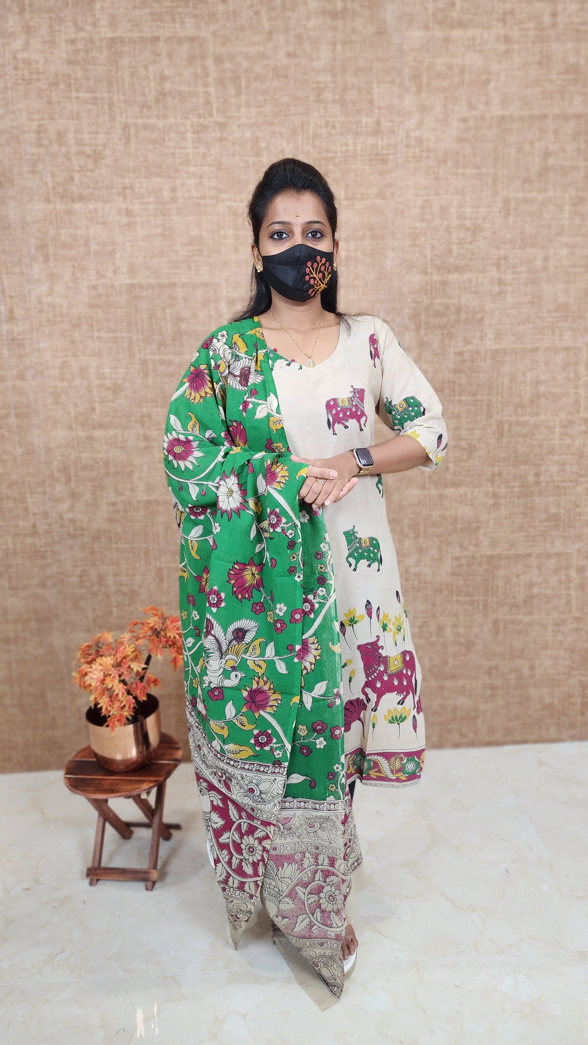 Salwar Set (kurti+Dupatta)(10533)c