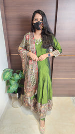 Anarkali Salwar set (10796)c