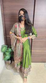 Anarkali Salwar set (10796)c