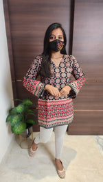 Western Short top (10899)
