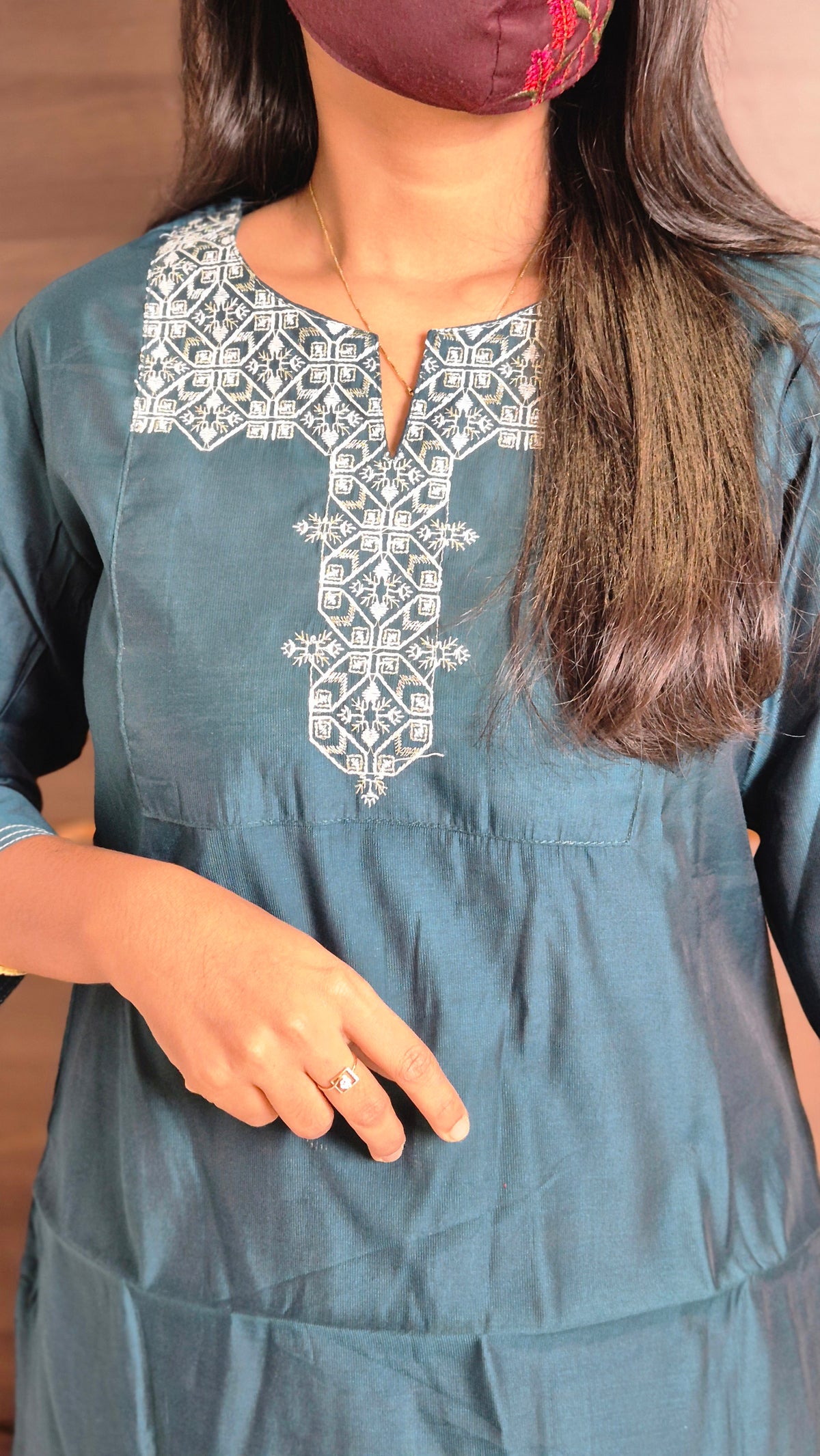 Office Wear - Embroidery (11316)