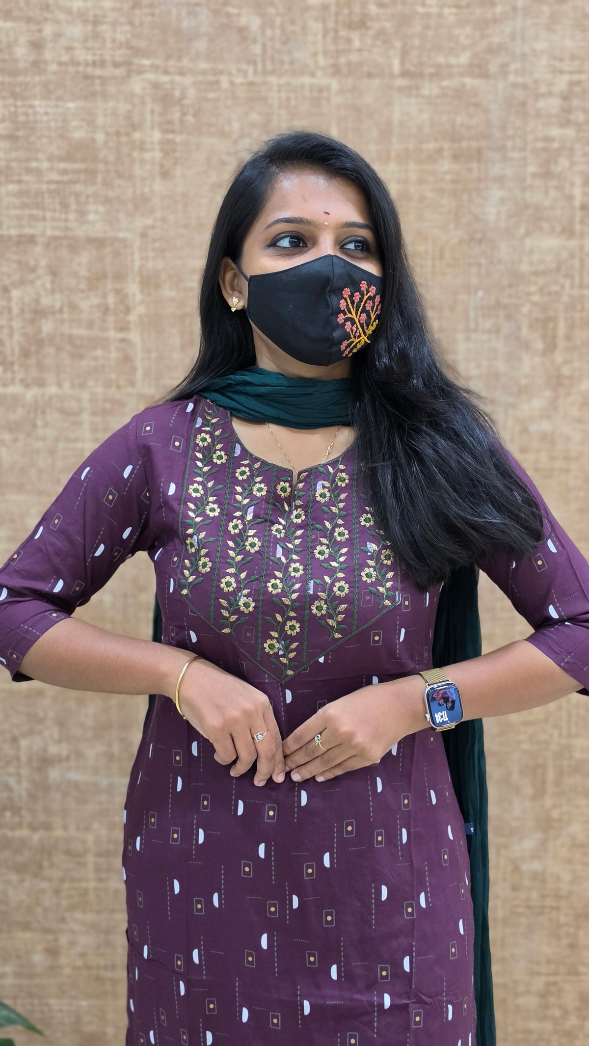 Office Wear - Embroidery (11554)