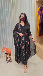 Ethinic Salwar set(12900)