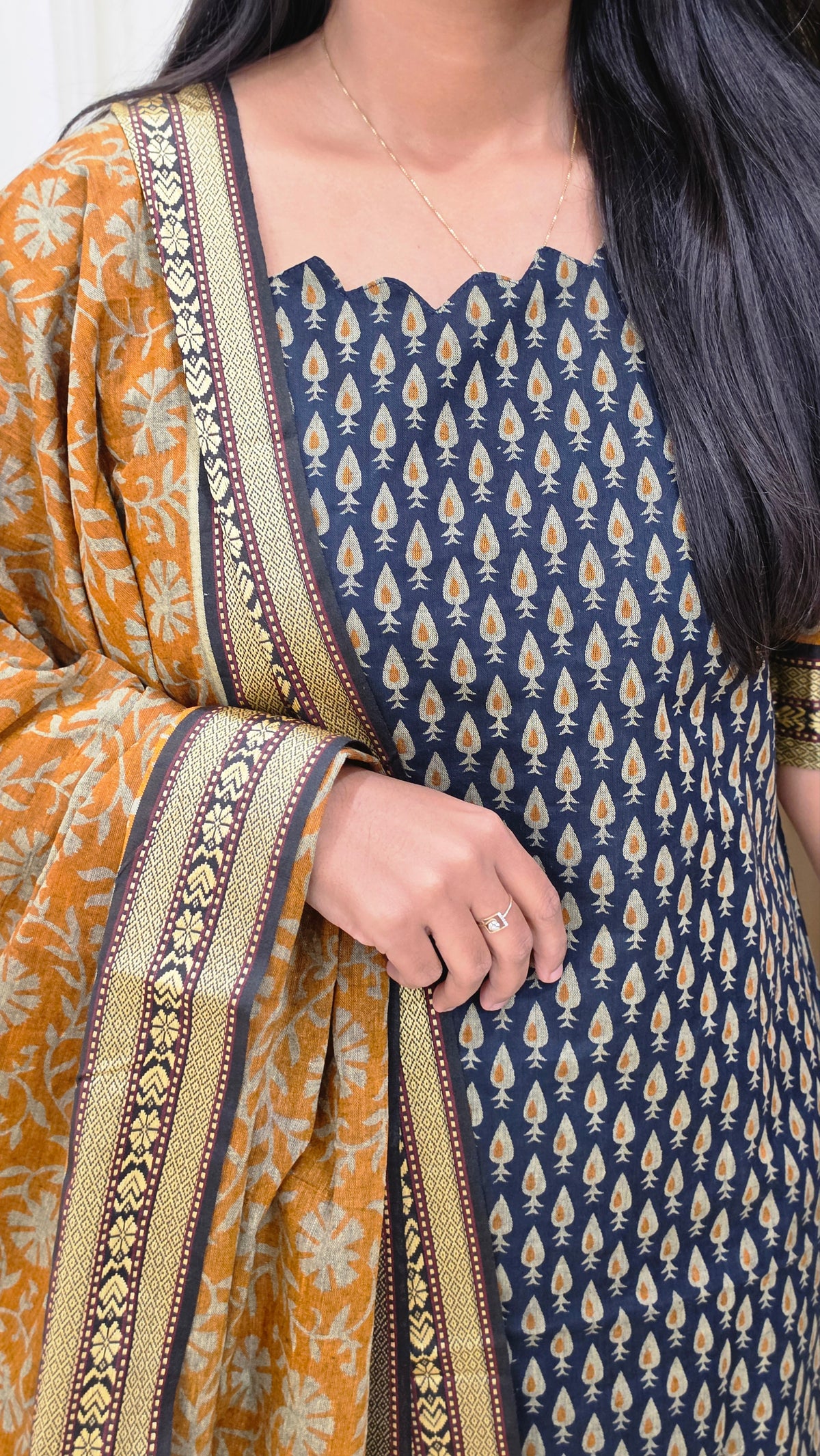 Iyal Ethnic set(13872)