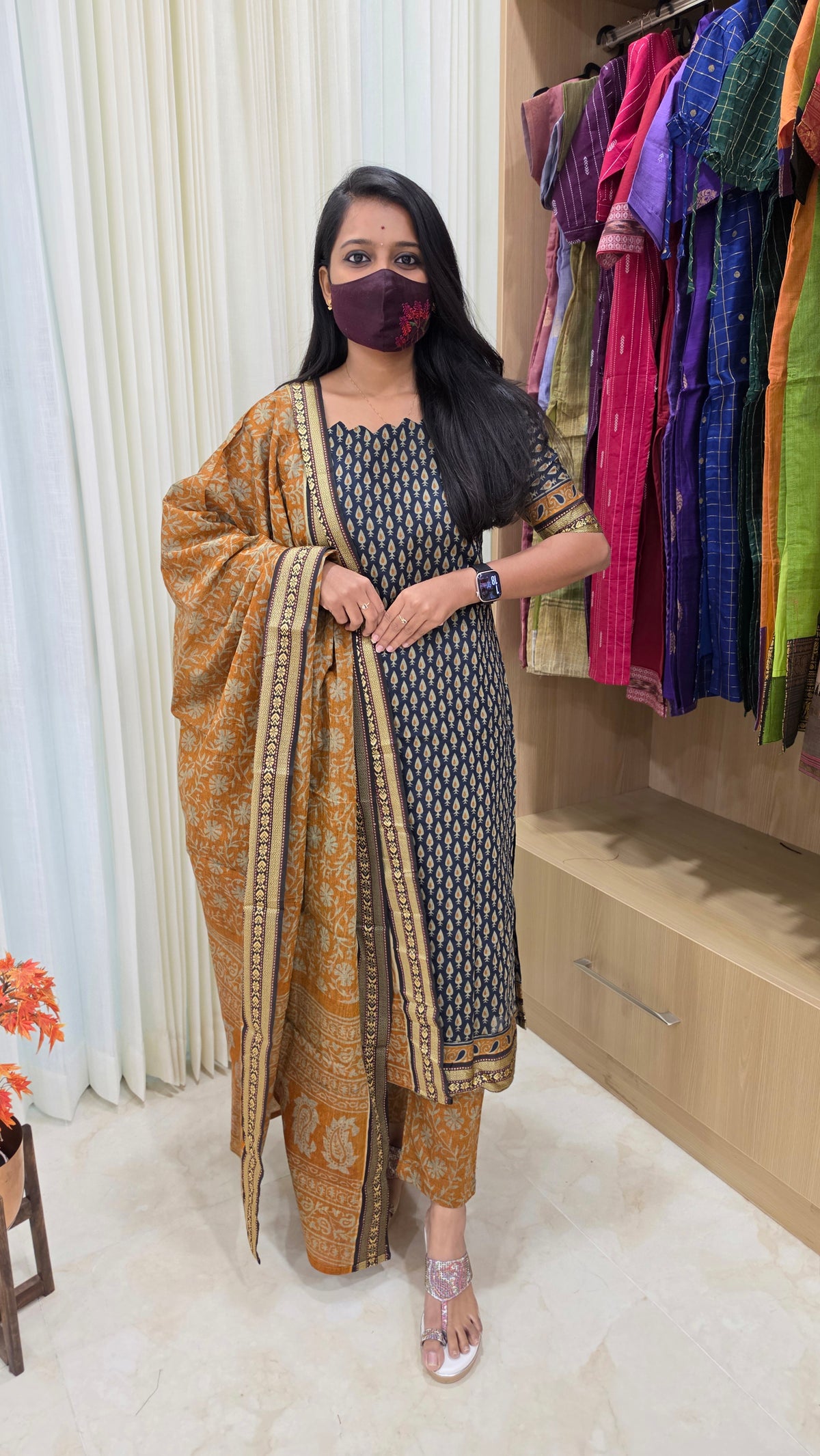 Iyal Ethnic set(13872)