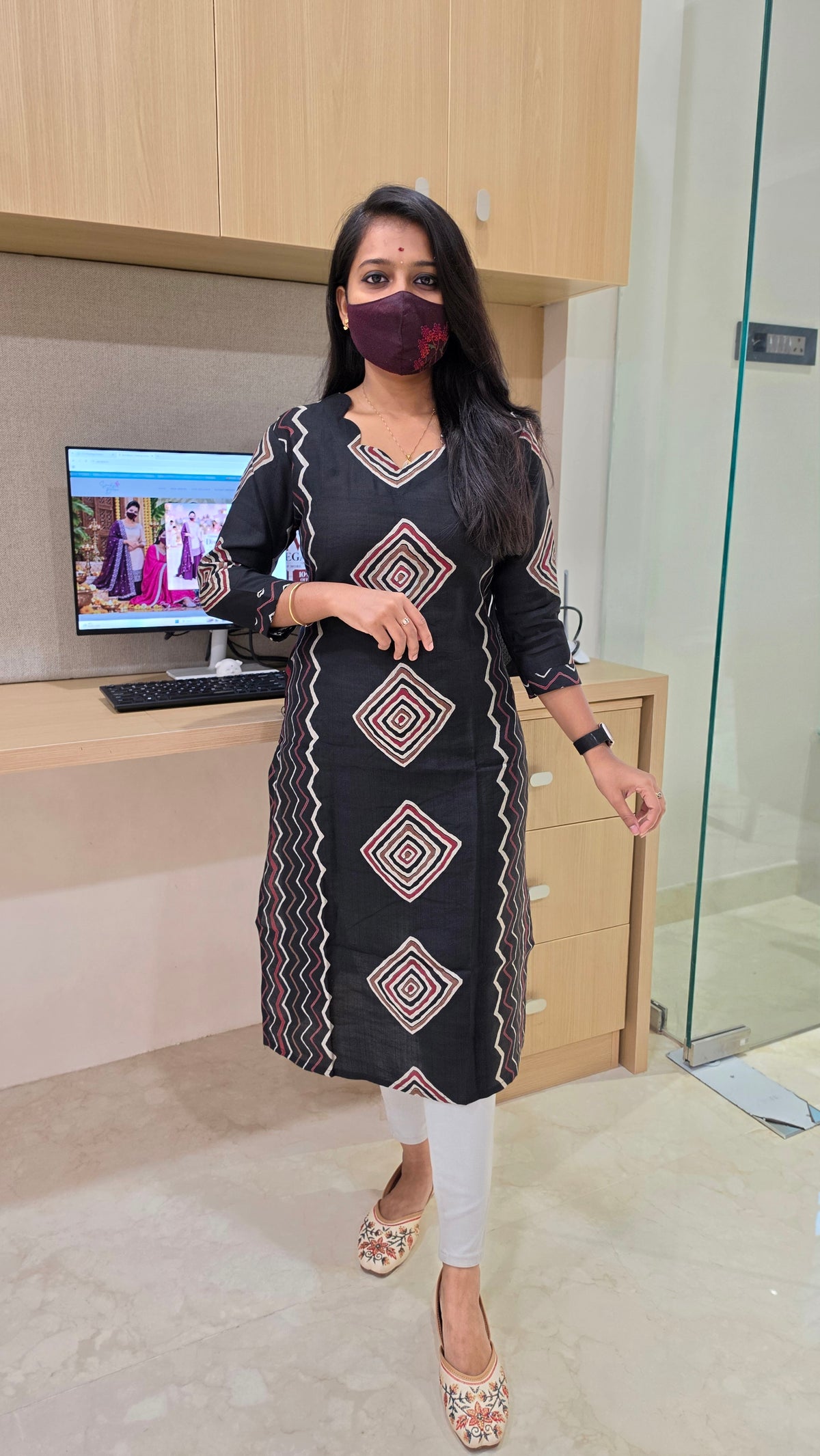 Office wear (13790)