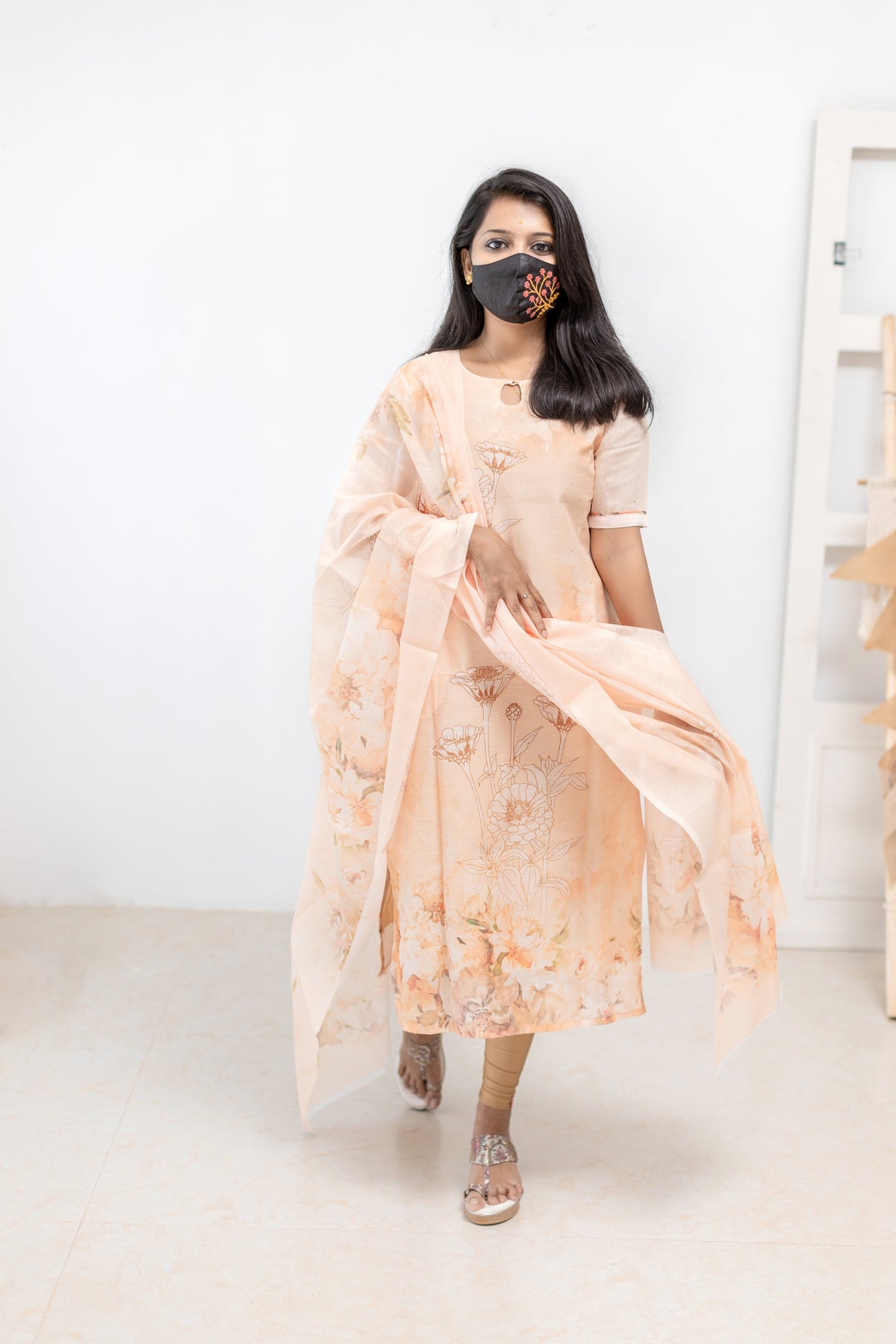 Salwar Set (kurti+Dupatta)(7398)