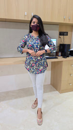 Short top kurti(12206)