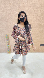 Kalakari Floral Short Top (9627)