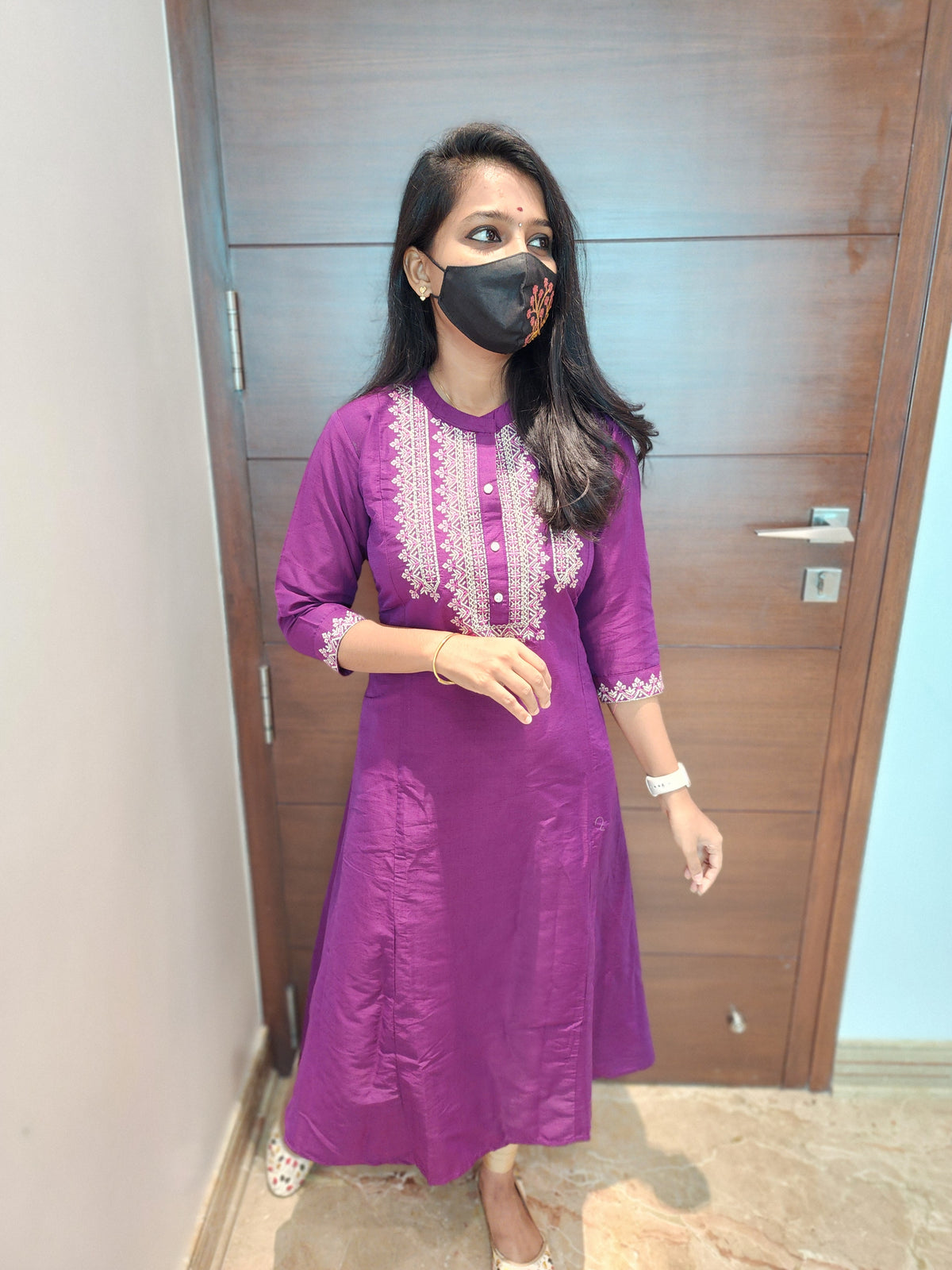 Office wear (4317)(c)