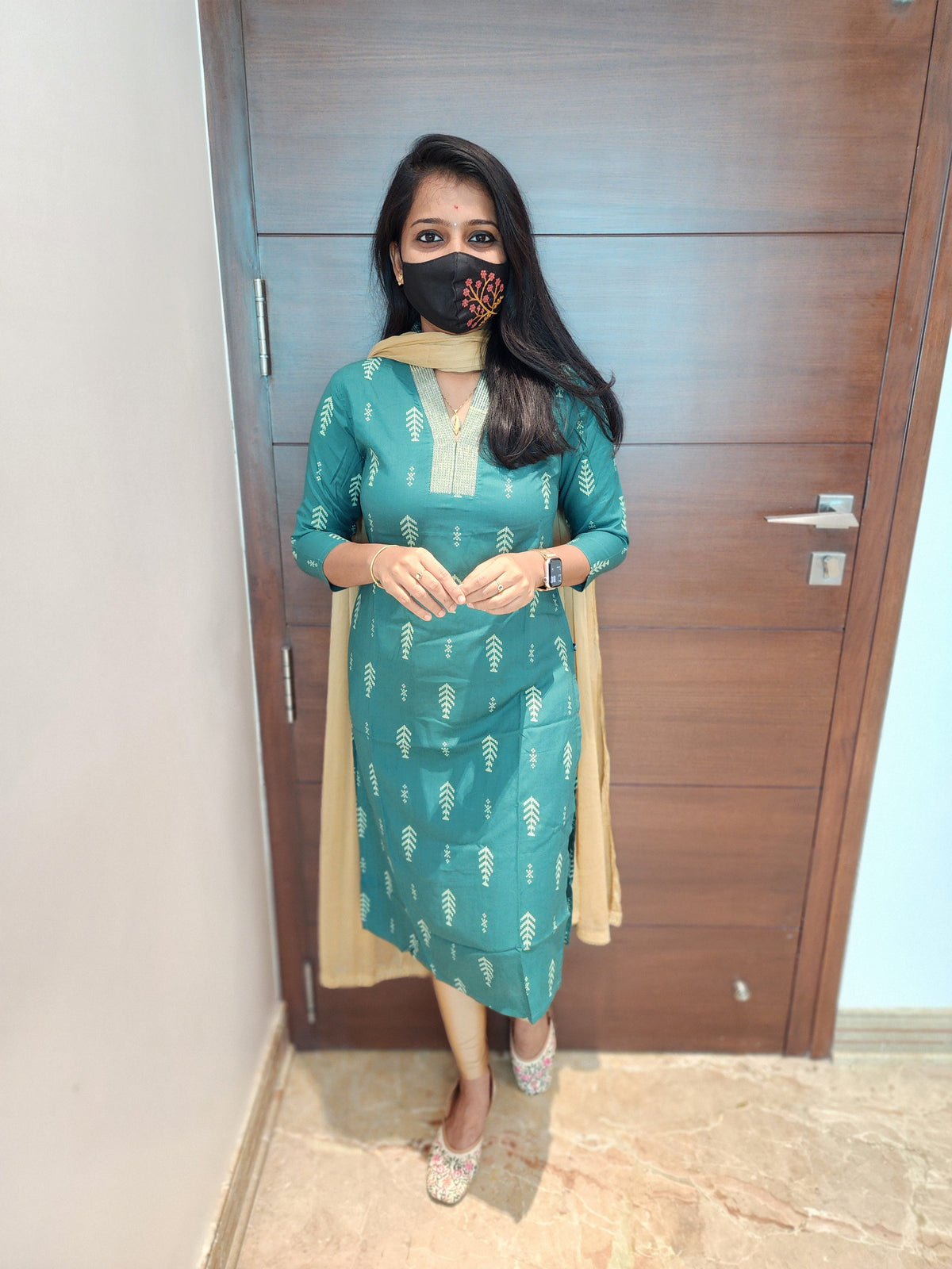 Office Wear (6027)