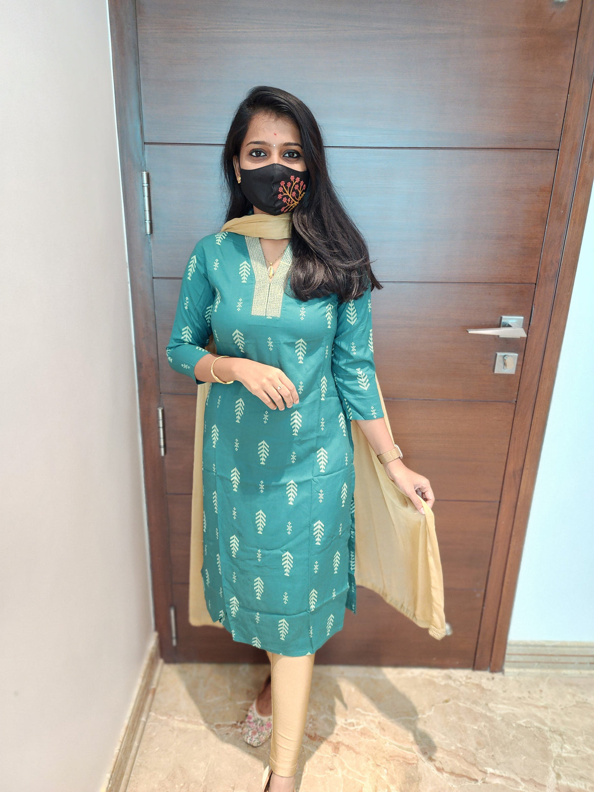 Office Wear (6027)