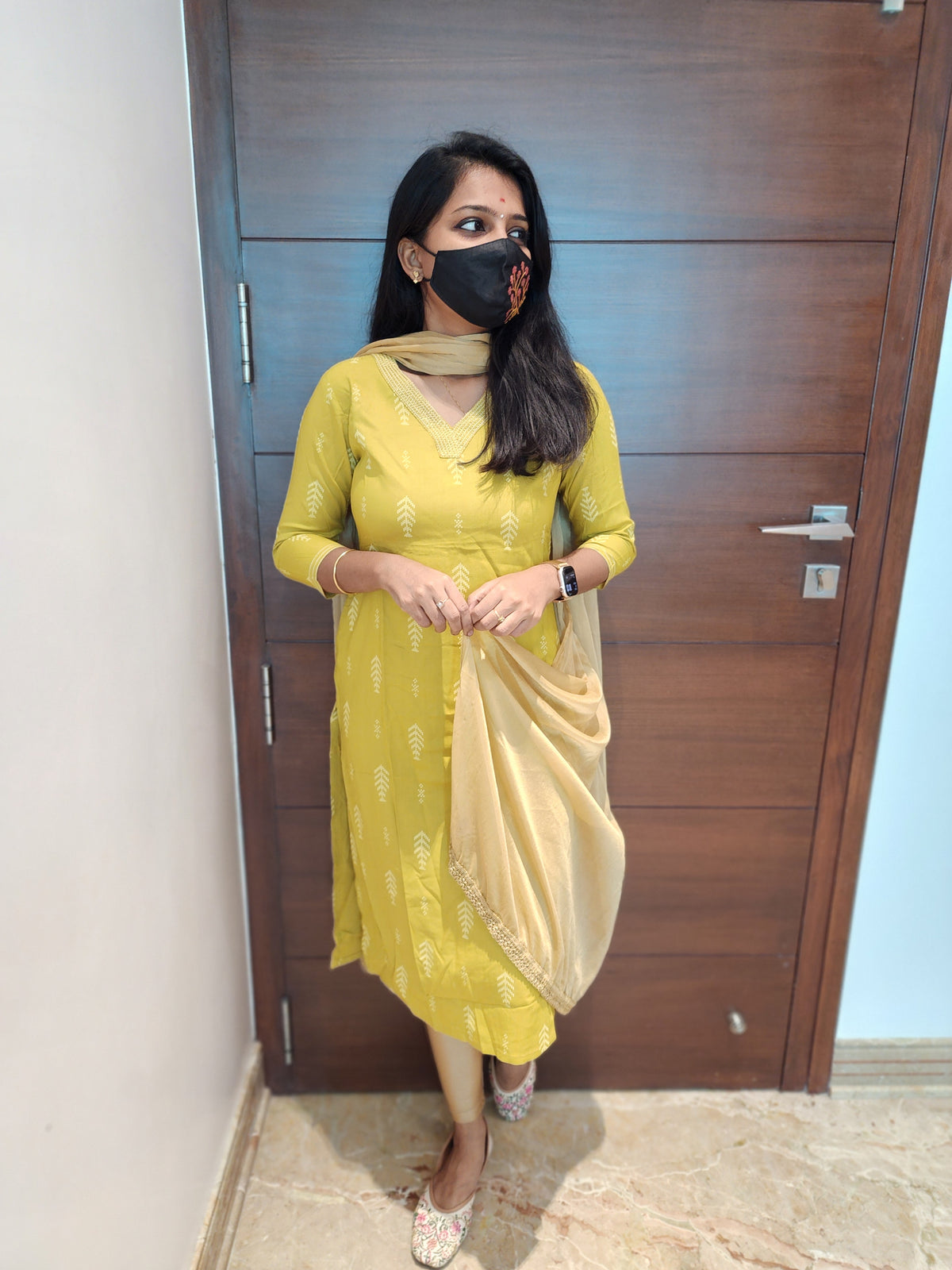 Office Wear (6099)(c)