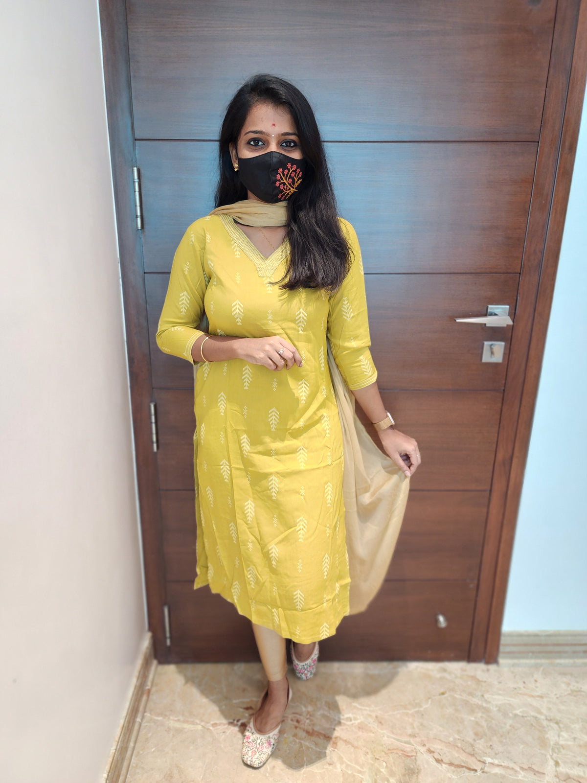 Office Wear (6099)(c)