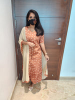 Kurti/Kurti+Dupatta (6104)