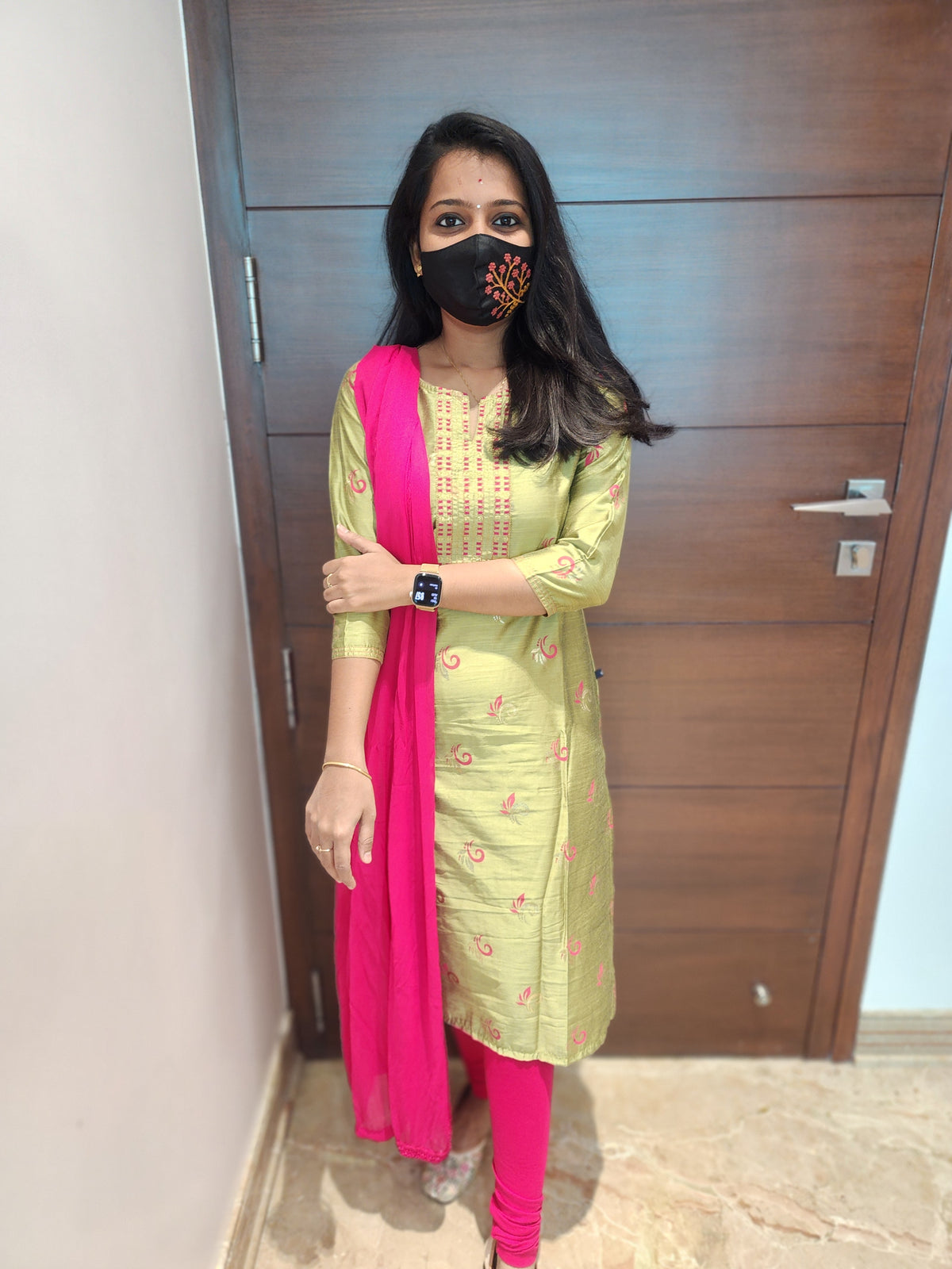 Office Wear (6123)