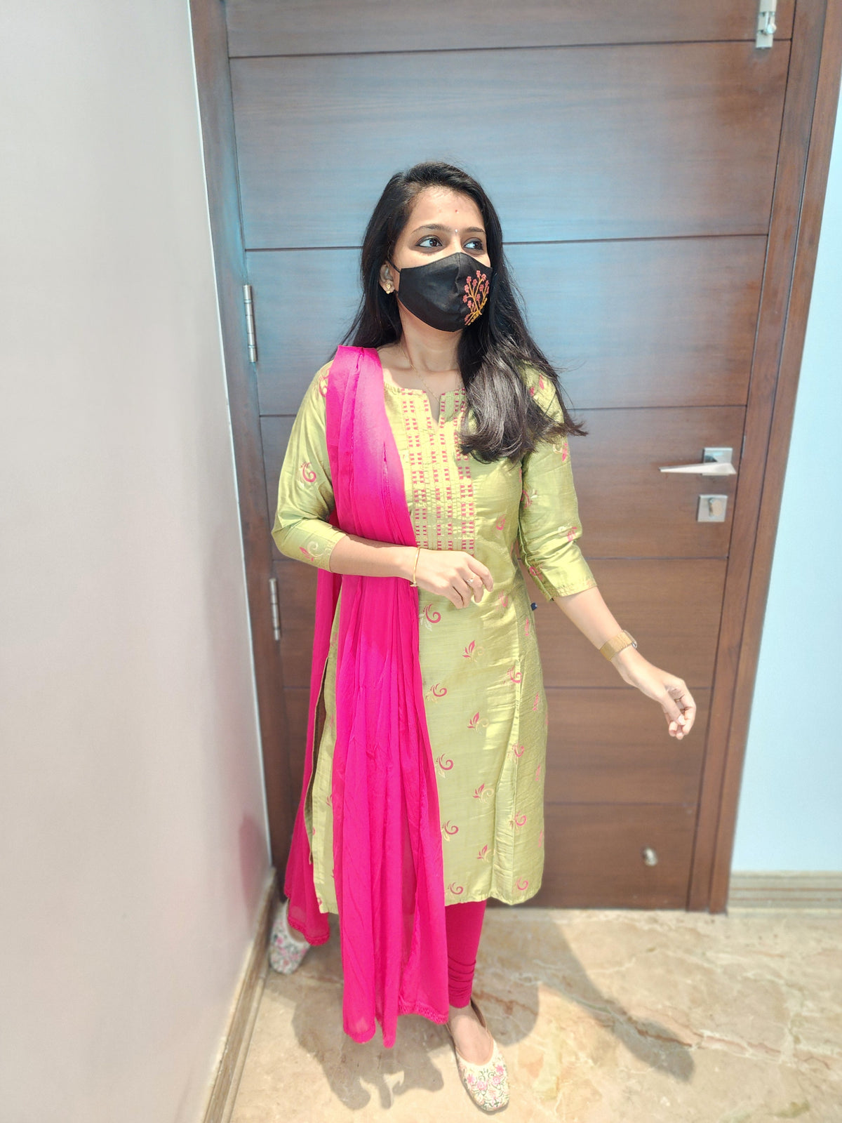 Office Wear (6123)