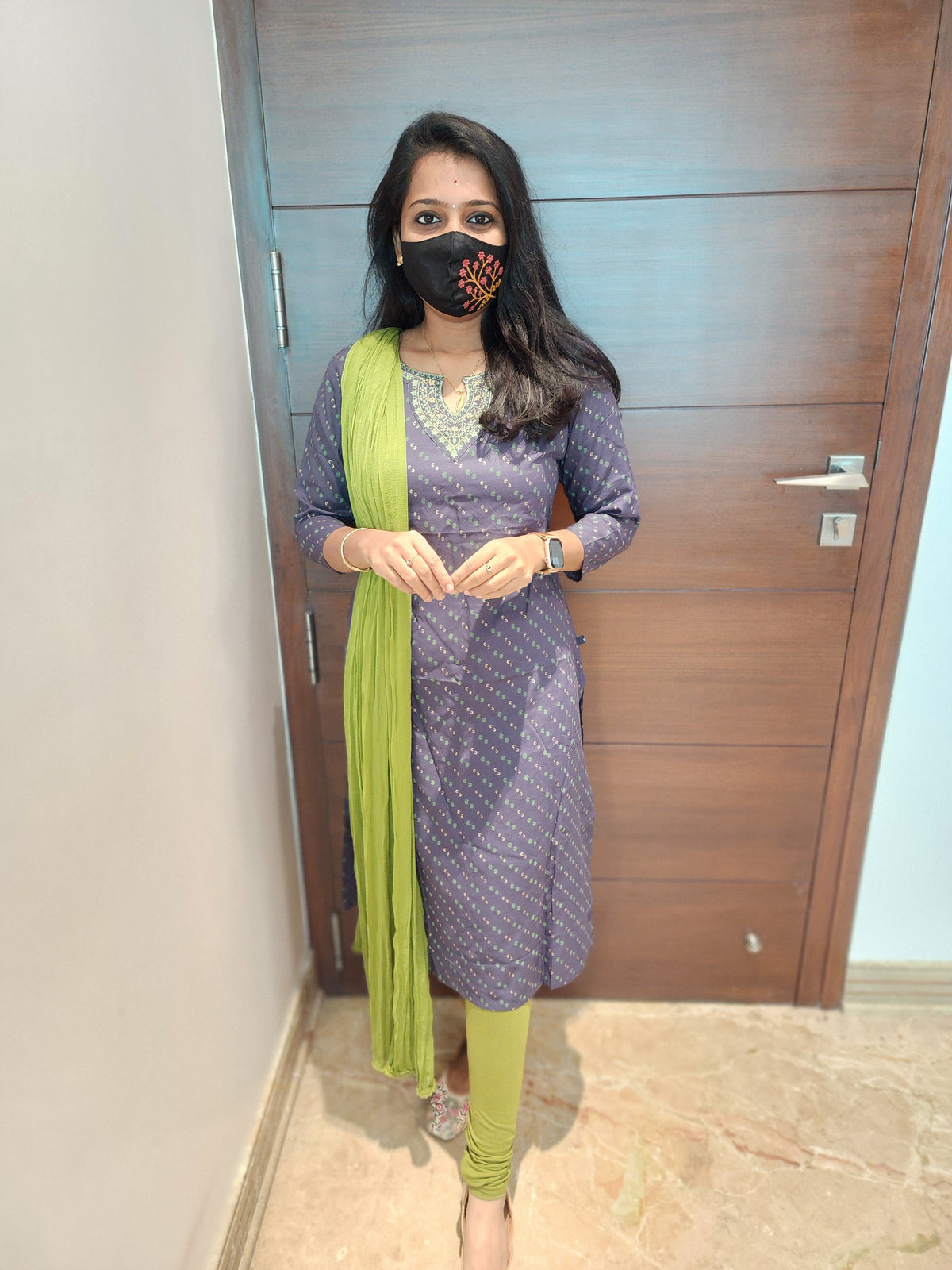 Office Wear (6127)