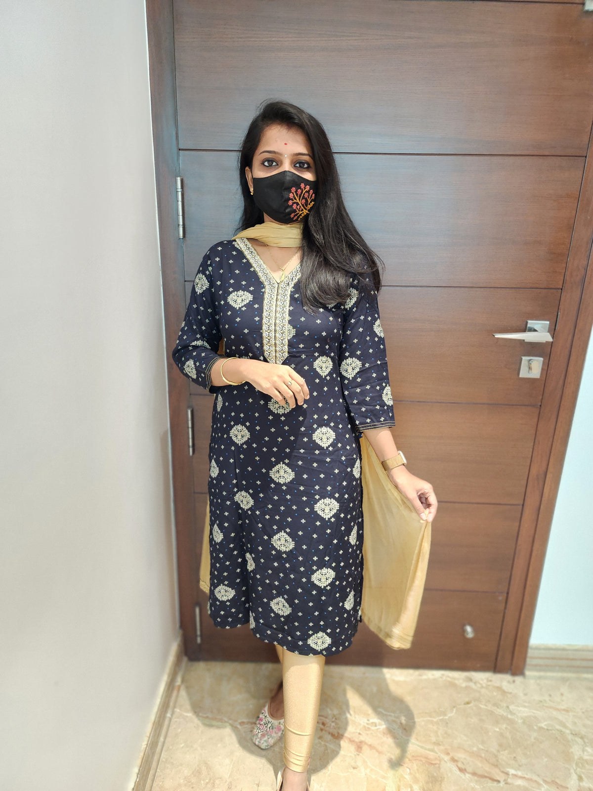 Office Wear (6233)