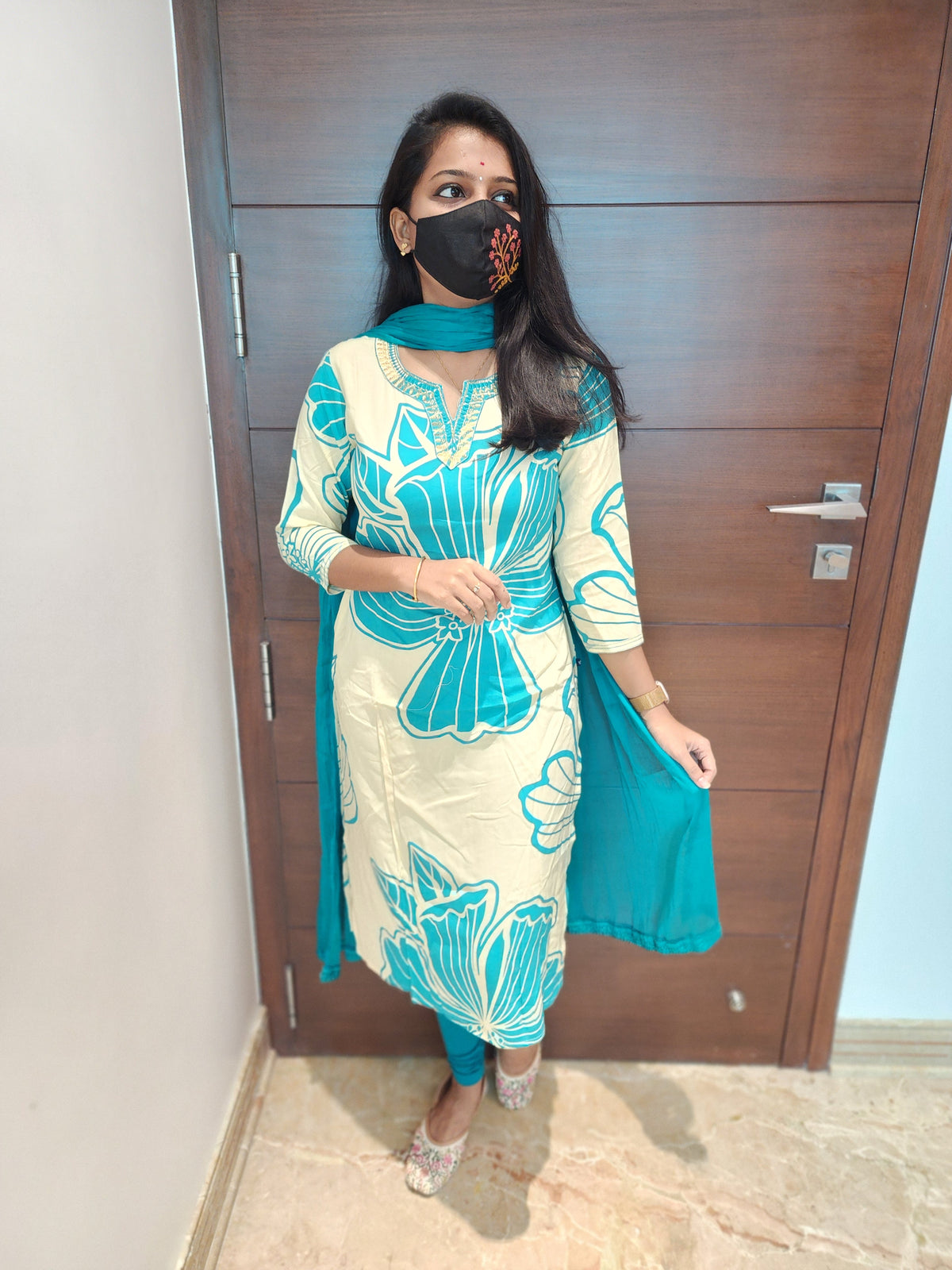 Office Wear (6364)