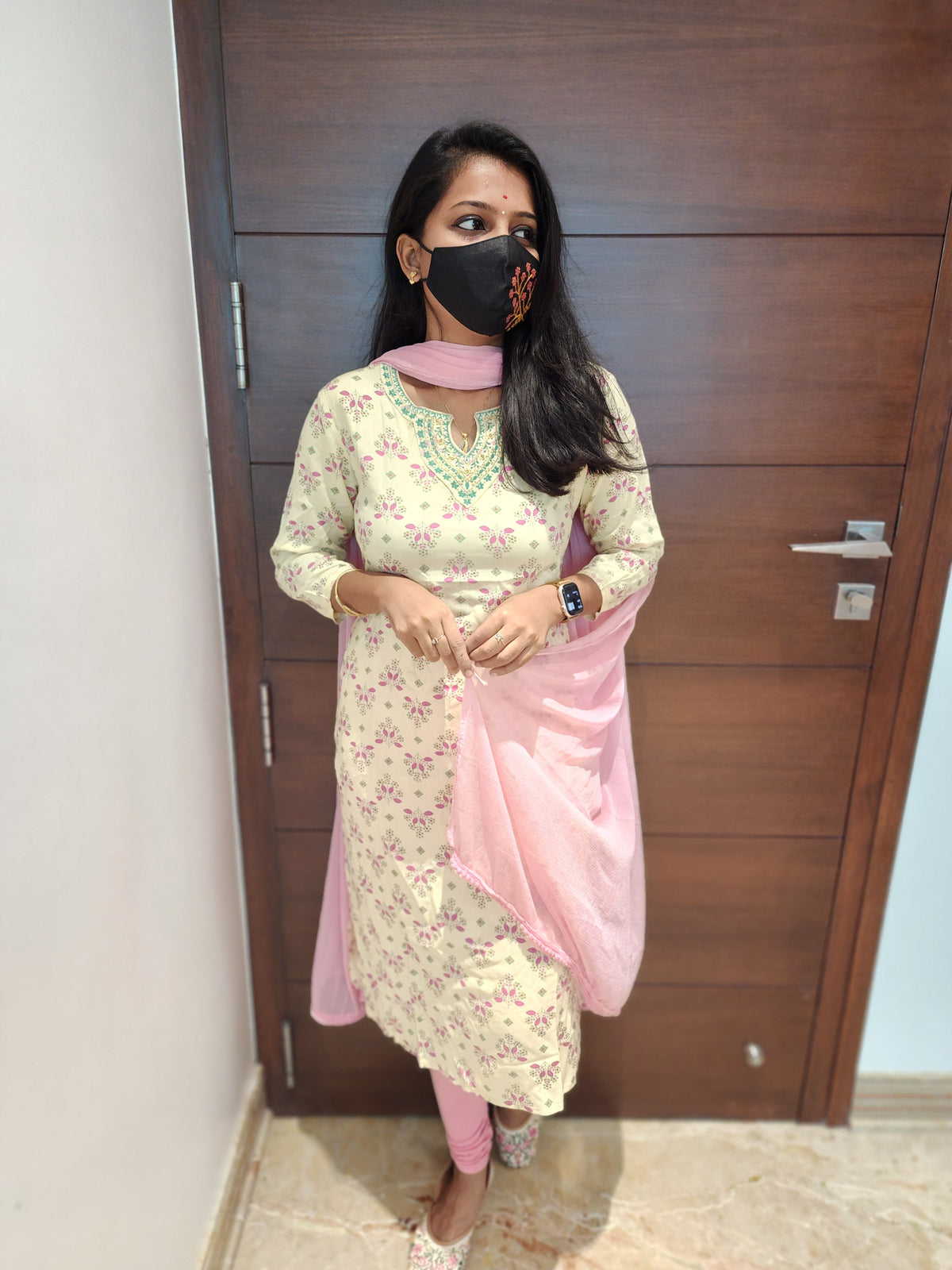 Office Wear (6362)