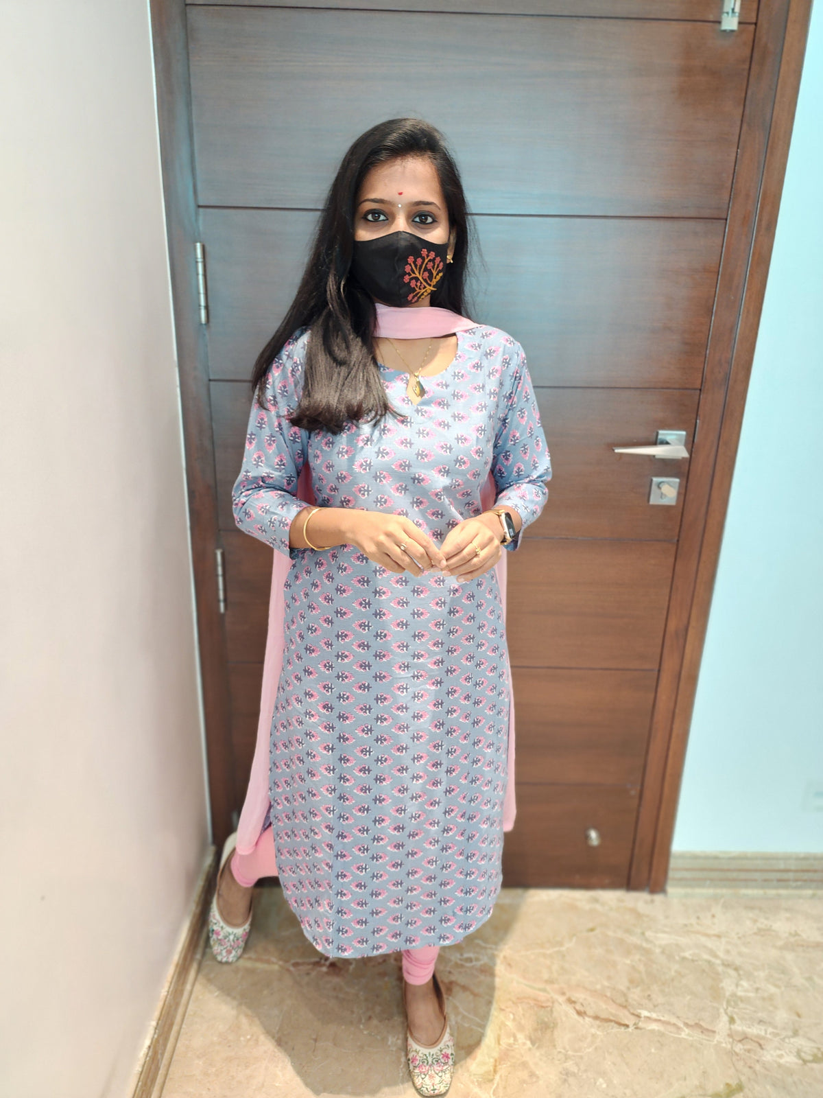 Office Wear (6414)(C12)