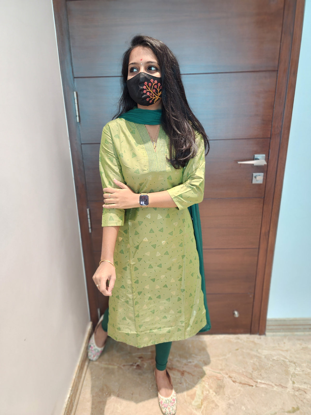 Office Wear (6474)