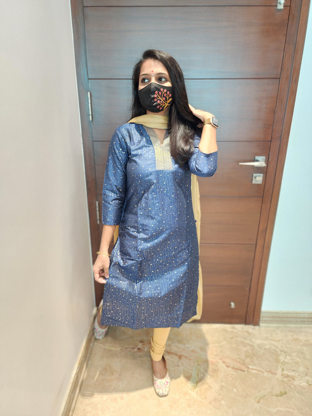 Office Wear (6472)